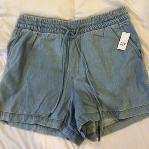 NWT Gap Mid-Rise Pull On Shorts Chambray Blue